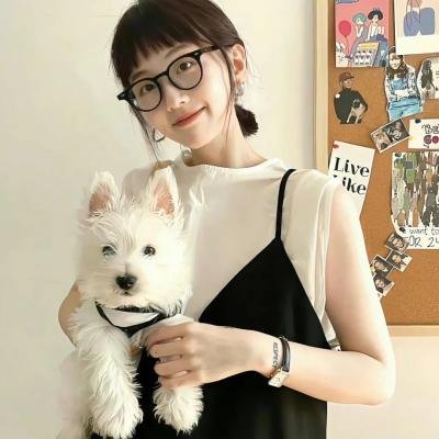 比基尼琼斯和爱的圣殿